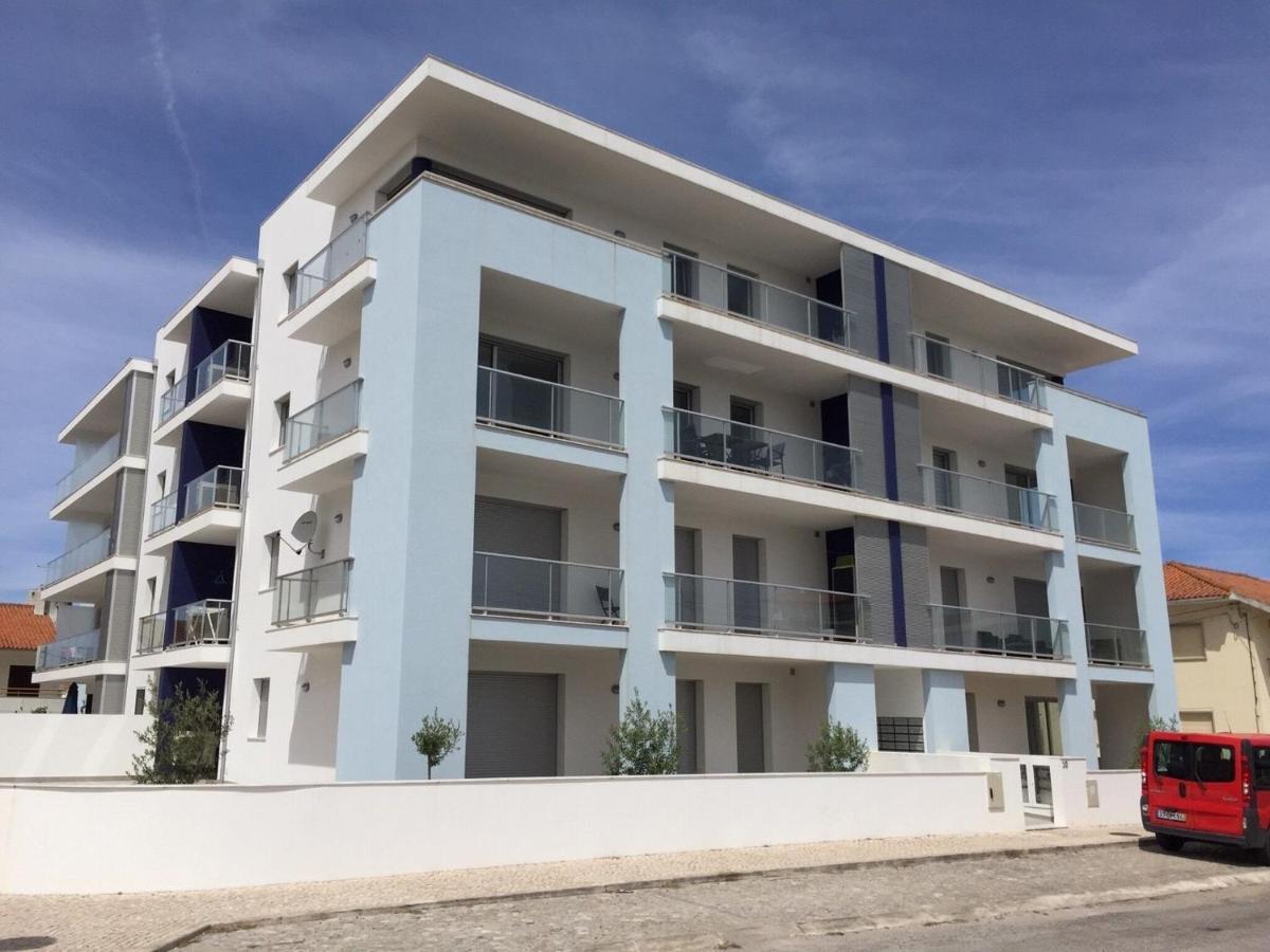 Beautiful Apartment In S O Martinho Do Porto With Balcony Sao Martinho do Porto Ngoại thất bức ảnh