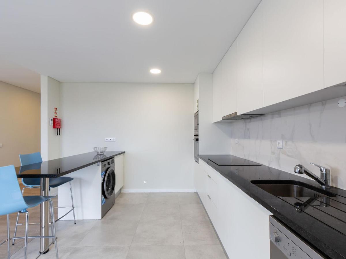 Beautiful Apartment In S O Martinho Do Porto With Balcony Sao Martinho do Porto Ngoại thất bức ảnh