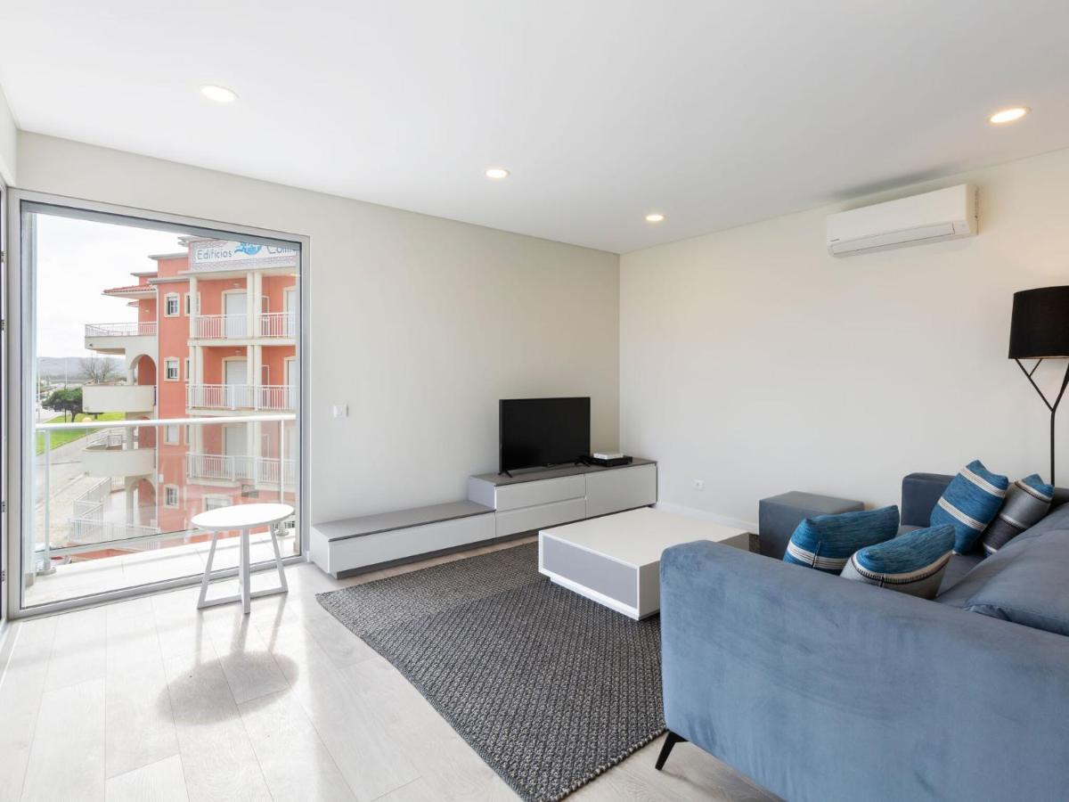 Beautiful Apartment In S O Martinho Do Porto With Balcony Sao Martinho do Porto Ngoại thất bức ảnh